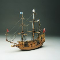 wood model ship boat kit La Couronne